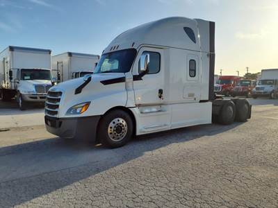 Freightliner Cascadia 126 Sleeper Semi Truck - 48" Condo Sleeper, 455HP, 12 Speed Automatic