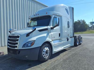 Freightliner Cascadia 126 Sleeper Semi Truck - 72" Condo Sleeper, 400HP, 12 Speed Automatic
