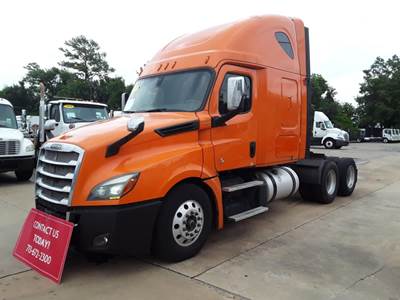 Freightliner Cascadia 126 Sleeper Semi Truck - 72" Condo Sleeper, 455HP, 12 Speed Automatic