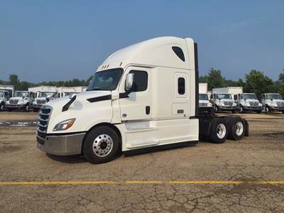 Freightliner Cascadia 126 Sleeper Semi Truck - 72" Condo Sleeper, 12 Speed Automatic