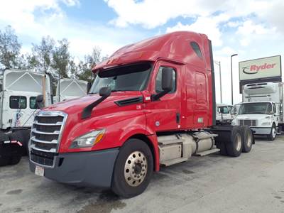 Freightliner Cascadia 126 Sleeper Semi Truck - 60" Condo Sleeper, 505HP, 6 Speed Automatic