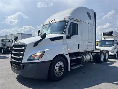 Freightliner Cascadia 126 Sleeper Semi Truck - 72" Condo Sleeper, 455HP, 12 Speed Automatic