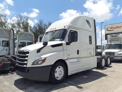 Freightliner Cascadia 126 Sleeper Semi Truck - 72" Condo Sleeper, 455HP, 12 Speed Automatic