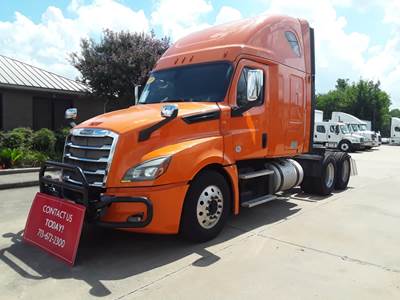 Freightliner Cascadia 126 Sleeper Semi Truck - 72" Condo Sleeper, 455HP, 12 Speed Automatic