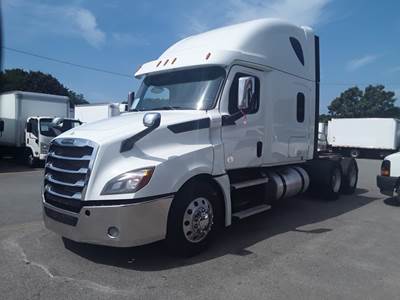 Freightliner Cascadia 126 Sleeper Semi Truck - 72" Condo Sleeper, 455HP, 12 Speed Automatic