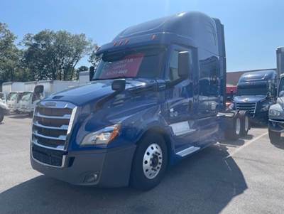 Freightliner Cascadia 126 Sleeper Semi Truck - 72" Condo Sleeper, 505HP, 10 Speed Manual