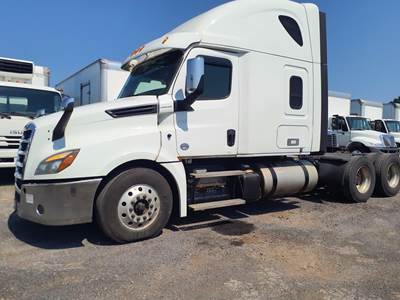 Freightliner Cascadia 126 Sleeper Semi Truck - 72" Condo Sleeper, 455HP, 12 Speed Automatic