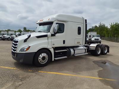 Freightliner Cascadia 126 Sleeper Semi Truck - 63" Mid Roof Sleeper, 455HP, 12 Speed Automatic