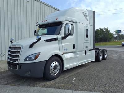 Freightliner Cascadia 126 Sleeper Semi Truck - 72" Condo Sleeper, 400HP, 12 Speed Automatic