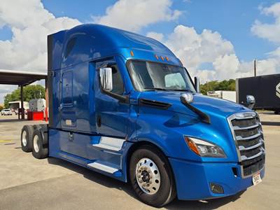 Freightliner Cascadia 126 Sleeper Semi Truck - 48" Condo Sleeper, 455HP, 12 Speed Automatic
