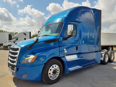 Freightliner Cascadia 126 Sleeper Semi Truck - 48" Condo Sleeper, 455HP, 12 Speed Automatic