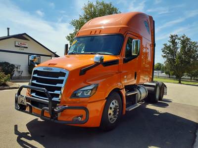 Freightliner Cascadia 126 Sleeper Semi Truck - 71" Condo Sleeper, 455HP, 12 Speed Automatic