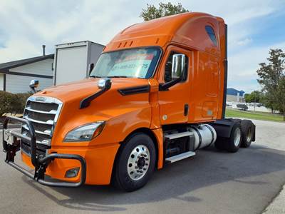 Freightliner Cascadia 126 Sleeper Semi Truck - 72" Condo Sleeper, 455HP, 12 Speed Automatic
