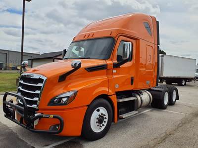 Freightliner Cascadia 126 Sleeper Semi Truck - 72" Condo Sleeper, 455HP, 12 Speed Automatic