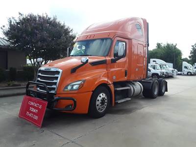 Freightliner Cascadia 126 Sleeper Semi Truck - 72" Condo Sleeper, 455HP, 12 Speed Automatic