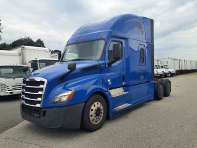 Freightliner Cascadia 126 Sleeper Semi Truck - 72" Condo Sleeper, 455HP, 12 Speed Automatic