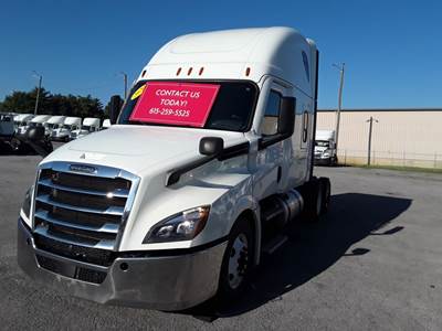 Freightliner Cascadia 126 Sleeper Semi Truck - 90" Condo Sleeper, 455HP, 12 Speed Automatic