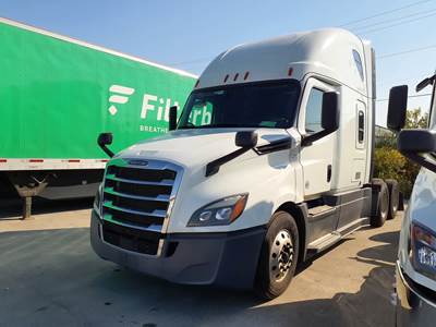 Freightliner Cascadia 126 Sleeper Semi Truck - 72" Condo Sleeper, 455HP, 12 Speed Automatic