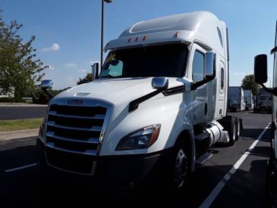 Freightliner Cascadia 126 Sleeper Semi Truck - 36" Condo Sleeper, 455HP, 10 Speed Manual