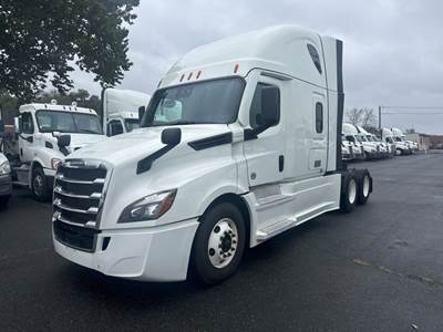 Freightliner Cascadia 126 Sleeper Semi Truck - 80" Condo Sleeper, 455HP, 12 Speed Automatic