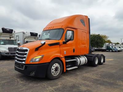 Freightliner Cascadia 126 Sleeper Semi Truck - 72" Condo Sleeper, 455HP, 12 Speed Automatic