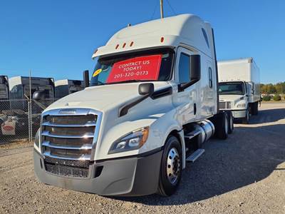 Freightliner Cascadia 126 Sleeper Semi Truck - 36" Condo Sleeper, 455HP, 12 Speed Automatic