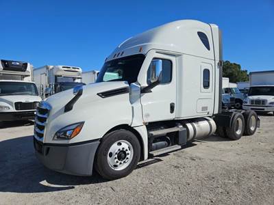 Freightliner Cascadia 126 Sleeper Semi Truck - 48" Mid Roof Sleeper, 455HP, 12 Speed Automatic