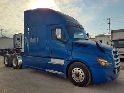 Freightliner Cascadia 126 Sleeper Semi Truck - 48" Condo Sleeper, 455HP, 12 Speed Automatic