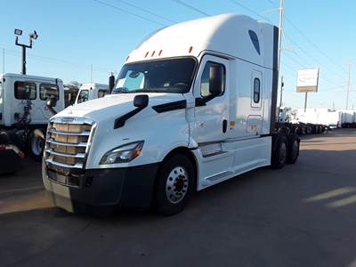 Freightliner Cascadia 126 Sleeper Semi Truck - 72" Condo Sleeper, 400HP, 12 Speed Automatic