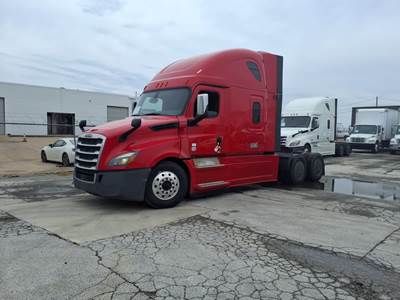 Freightliner Cascadia 126 Sleeper Semi Truck - 48" Condo Sleeper, 455HP, 12 Speed Automatic