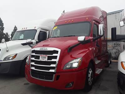 Freightliner Cascadia 126 Sleeper Semi Truck - 72" Condo Sleeper, 505HP, 12 Speed Automatic
