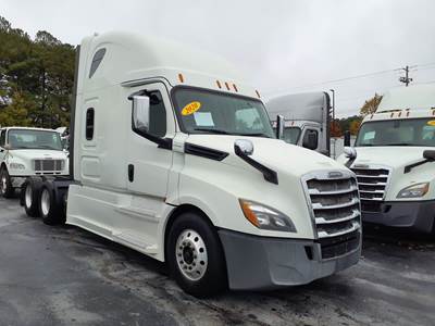 Freightliner Cascadia 126 Sleeper Semi Truck - 73" Condo Sleeper, 455HP, 12 Speed Automatic