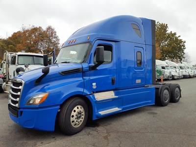 Freightliner Cascadia 126 Sleeper Semi Truck - 80" Condo Sleeper, 455HP, 12 Speed Automatic