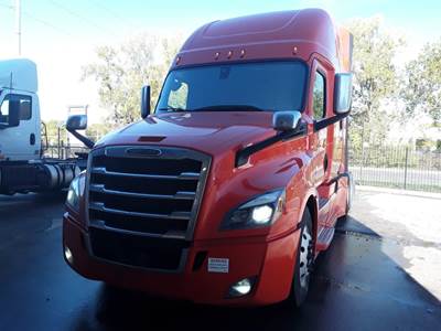 Freightliner Cascadia 126 Sleeper Semi Truck - 70" Condo Sleeper, 455HP, 12 Speed Automatic