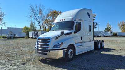 Freightliner Cascadia 126 Sleeper Semi Truck - 70" Condo Sleeper, 455HP, 12 Speed Automatic