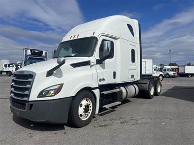Freightliner Cascadia 126 Sleeper Semi Truck - 72" Condo Sleeper, 455HP, 12 Speed Automatic