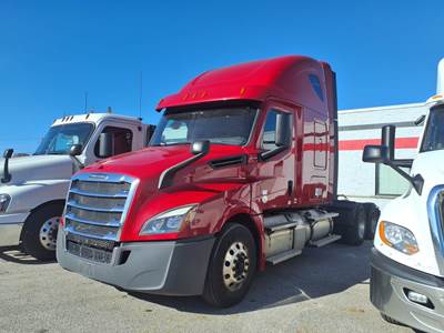 Freightliner Cascadia 126 Sleeper Semi Truck - 72" Condo Sleeper, 505HP, 6 Speed Automatic