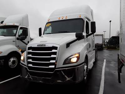 Freightliner Cascadia 126 Sleeper Semi Truck - 36" Condo Sleeper, 455HP, 12 Speed Automatic