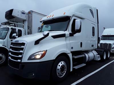 Freightliner Cascadia 126 Sleeper Semi Truck - 36" Condo Sleeper, 455HP, 10 Speed Manual