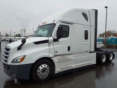 Freightliner Cascadia 126 Sleeper Semi Truck - 72" Condo Sleeper, 455HP, 12 Speed Automatic