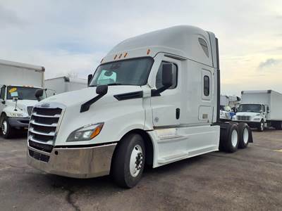 Freightliner Cascadia 126 Sleeper Semi Truck - 72" Condo Sleeper, 455HP, 12 Speed Automatic