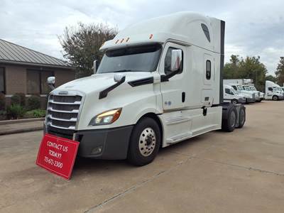 Freightliner Cascadia 126 Sleeper Semi Truck - 72" Condo Sleeper, 400HP, 12 Speed Automatic