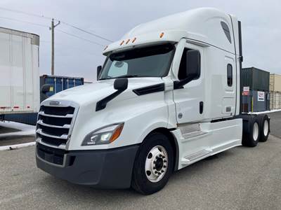 Freightliner Cascadia 126 Sleeper Semi Truck - 72" Condo Sleeper, 485HP, 12 Speed Automatic