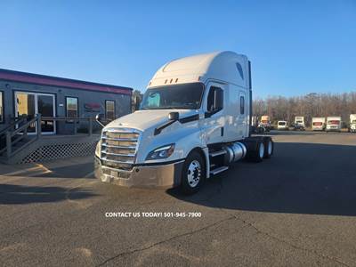 Freightliner Cascadia 126 Sleeper Semi Truck - 72" Condo Sleeper, 455HP, 10 Speed Manual