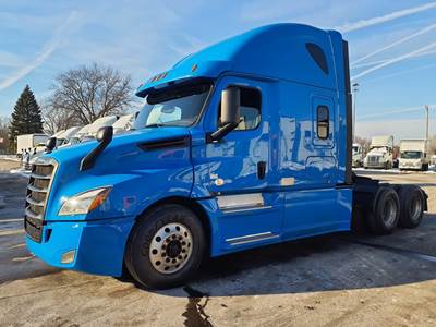 Freightliner Cascadia 126 Sleeper Semi Truck - 72" Condo Sleeper, 455HP, 12 Speed Automatic