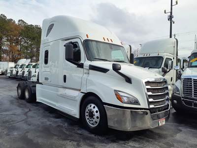 Freightliner Cascadia 126 Sleeper Semi Truck - 73" Condo Sleeper, 455HP, 12 Speed Automatic