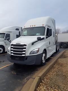 Freightliner Cascadia 126 Sleeper Semi Truck - 72" Condo Sleeper, 455HP, 12 Speed Automatic