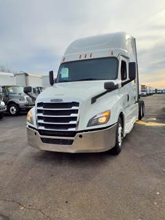 Freightliner Cascadia 126 Sleeper Semi Truck - 72" Condo Sleeper, 455HP, 12 Speed Automatic