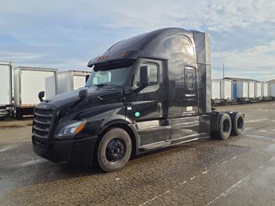 Freightliner Cascadia 126 Sleeper Semi Truck - 72" Condo Sleeper, 455HP, 12 Speed Automatic