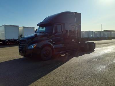 Freightliner Cascadia 126 Sleeper Semi Truck - 72" Condo Sleeper, 455HP, 12 Speed Automatic